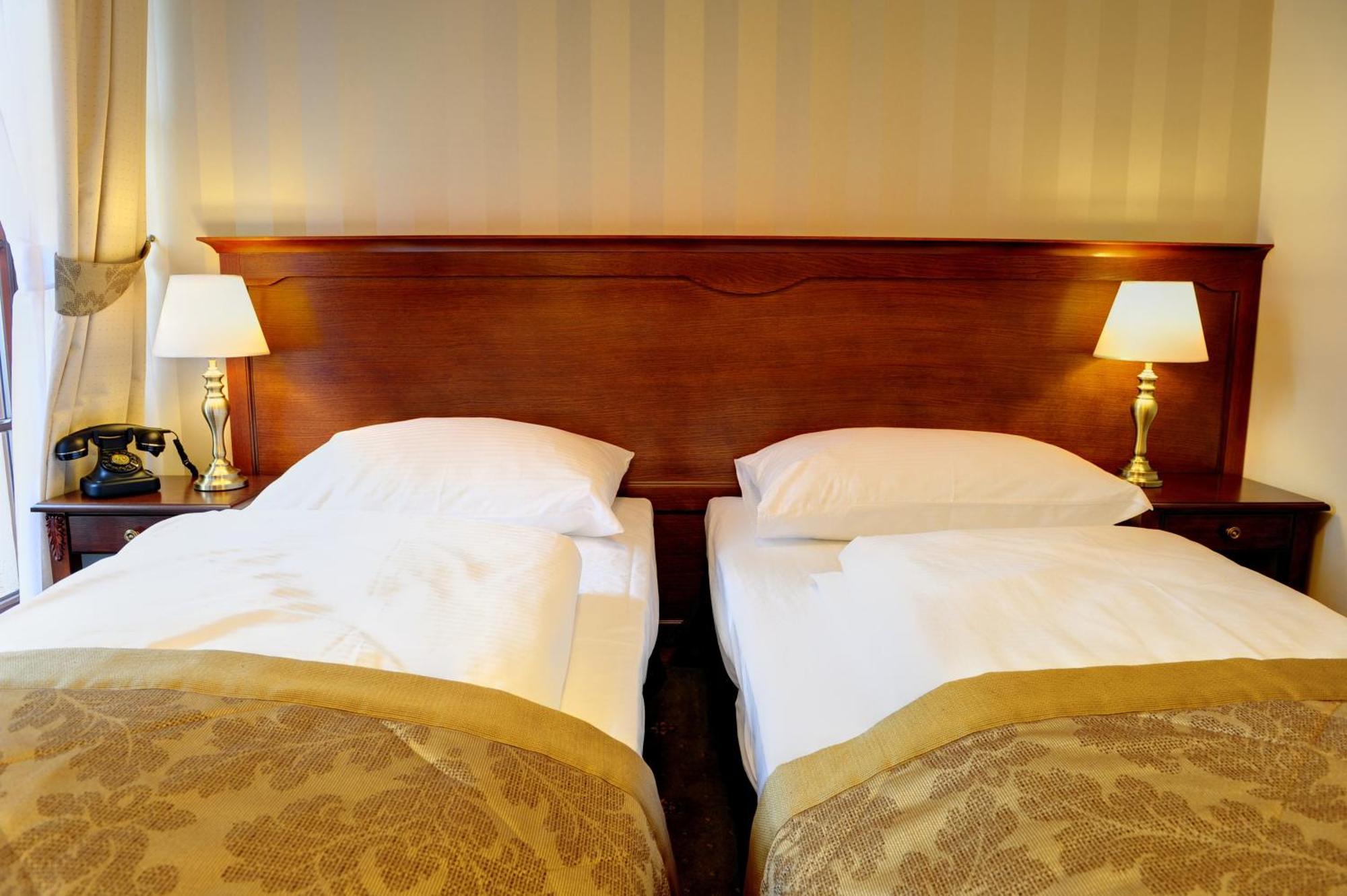 Hotel Kazimierski Zdroj Janowiec Eksteriør billede